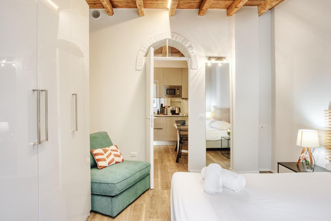 Joivy Delightful 1-Bed Flat In The Centre Of Milan Apartman Kültér fotó