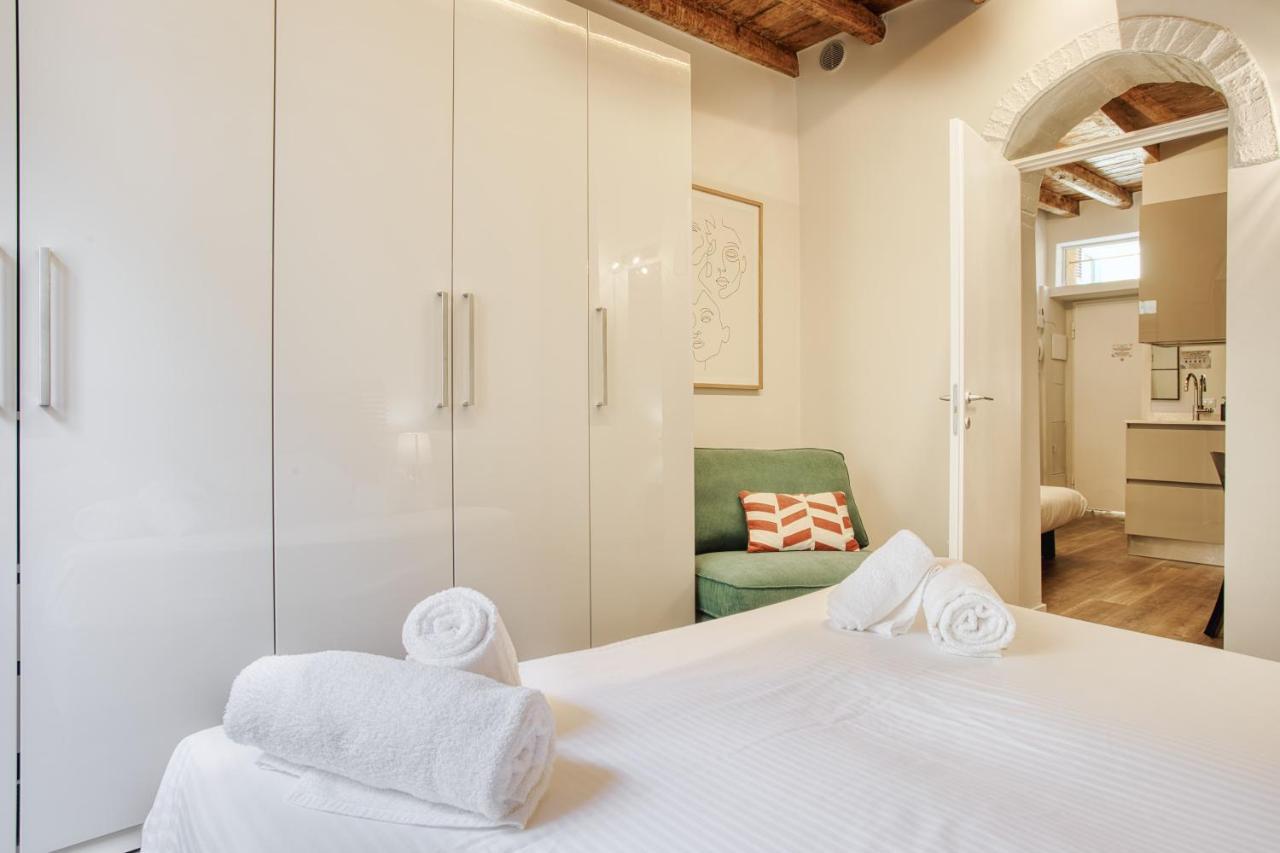 Joivy Delightful 1-Bed Flat In The Centre Of Milan Apartman Kültér fotó